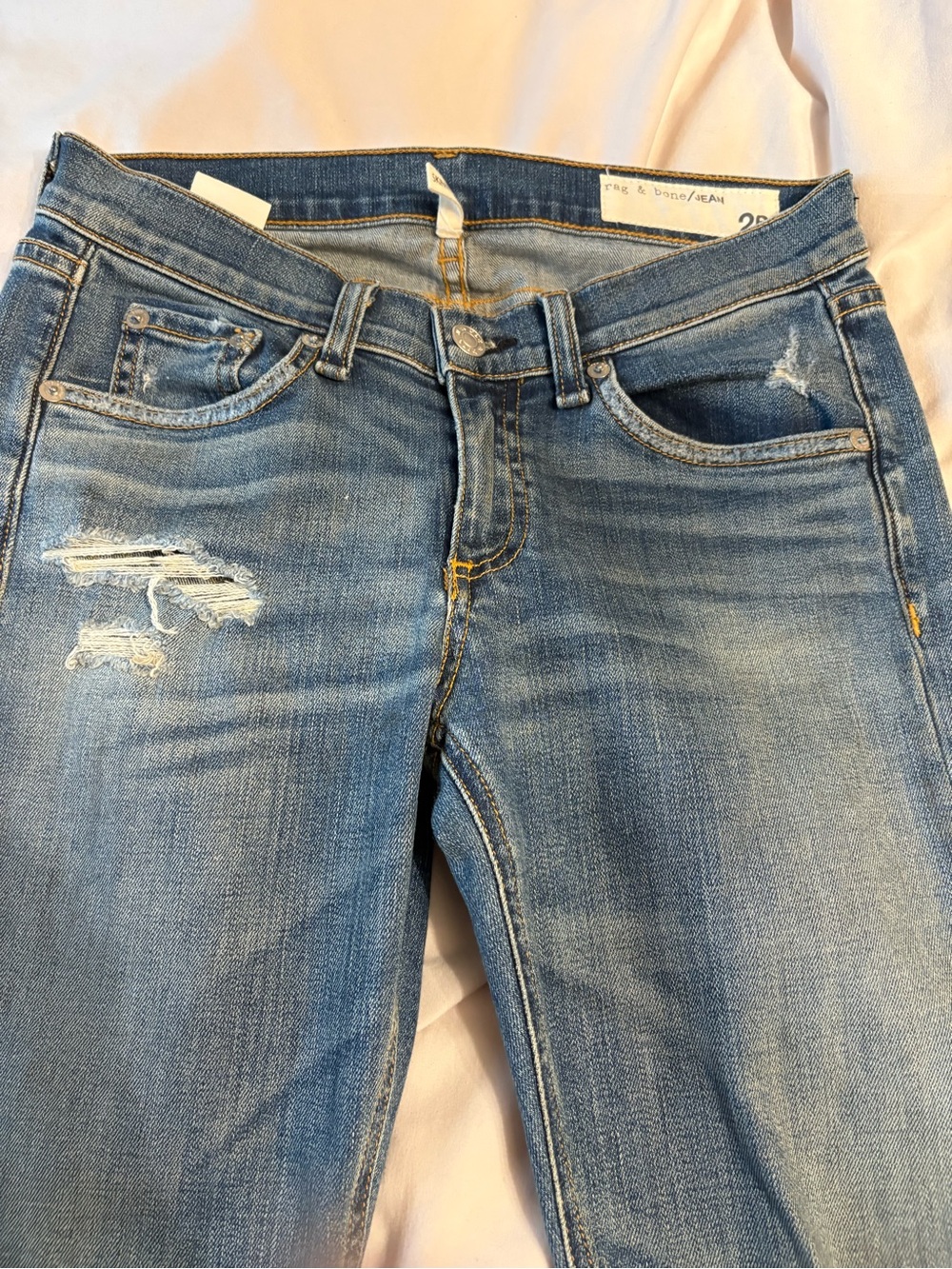 rag & bone Skinny Women’s Light Blue Distressed Jeans